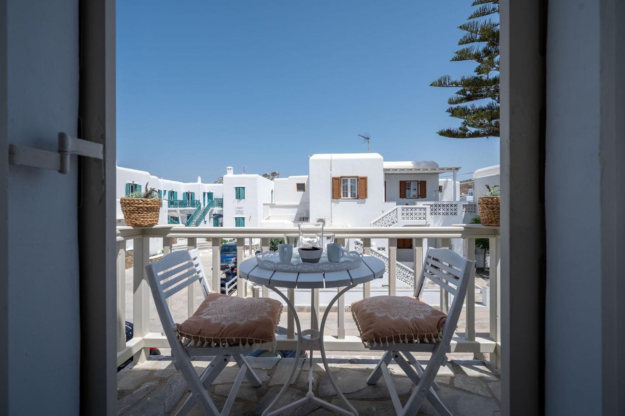 Twins-Trisa Apartments Ornos  Extérieur photo