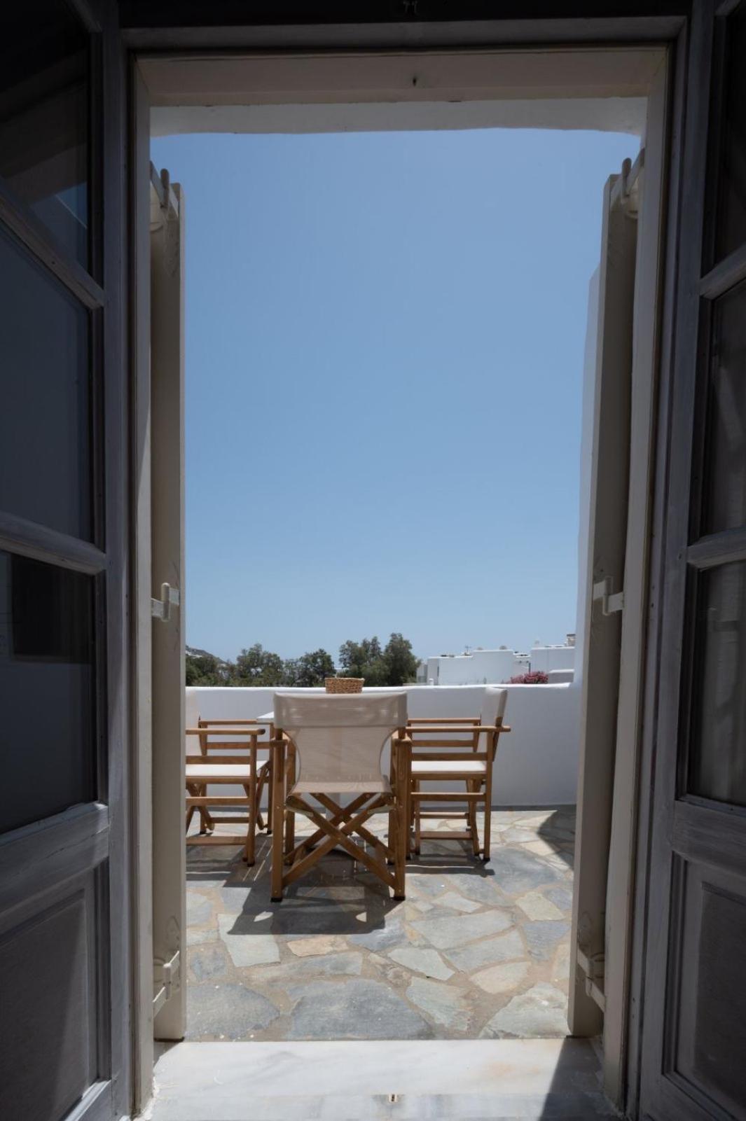 Twins-Trisa Apartments Ornos  Extérieur photo