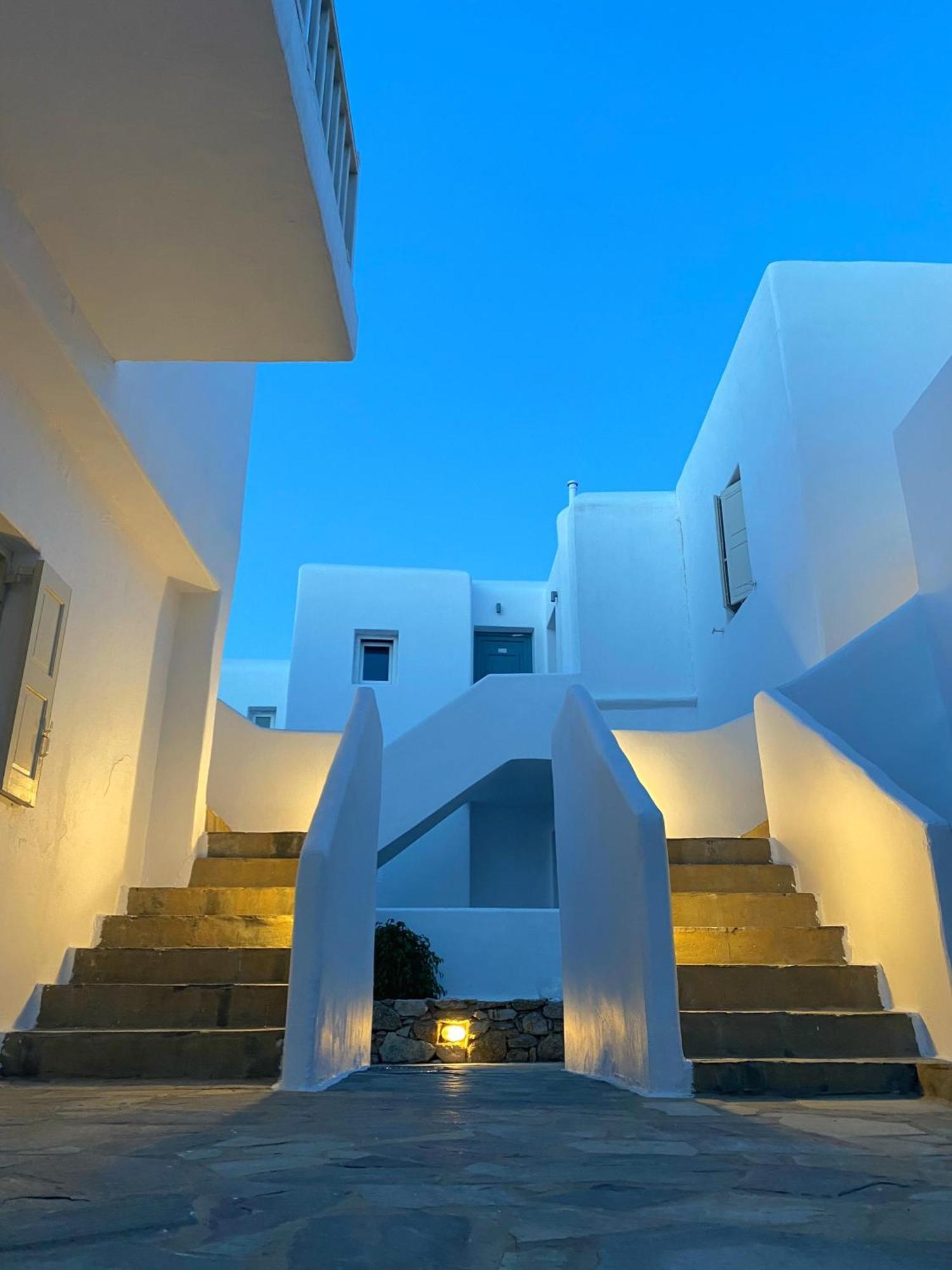 Twins-Trisa Apartments Ornos  Extérieur photo