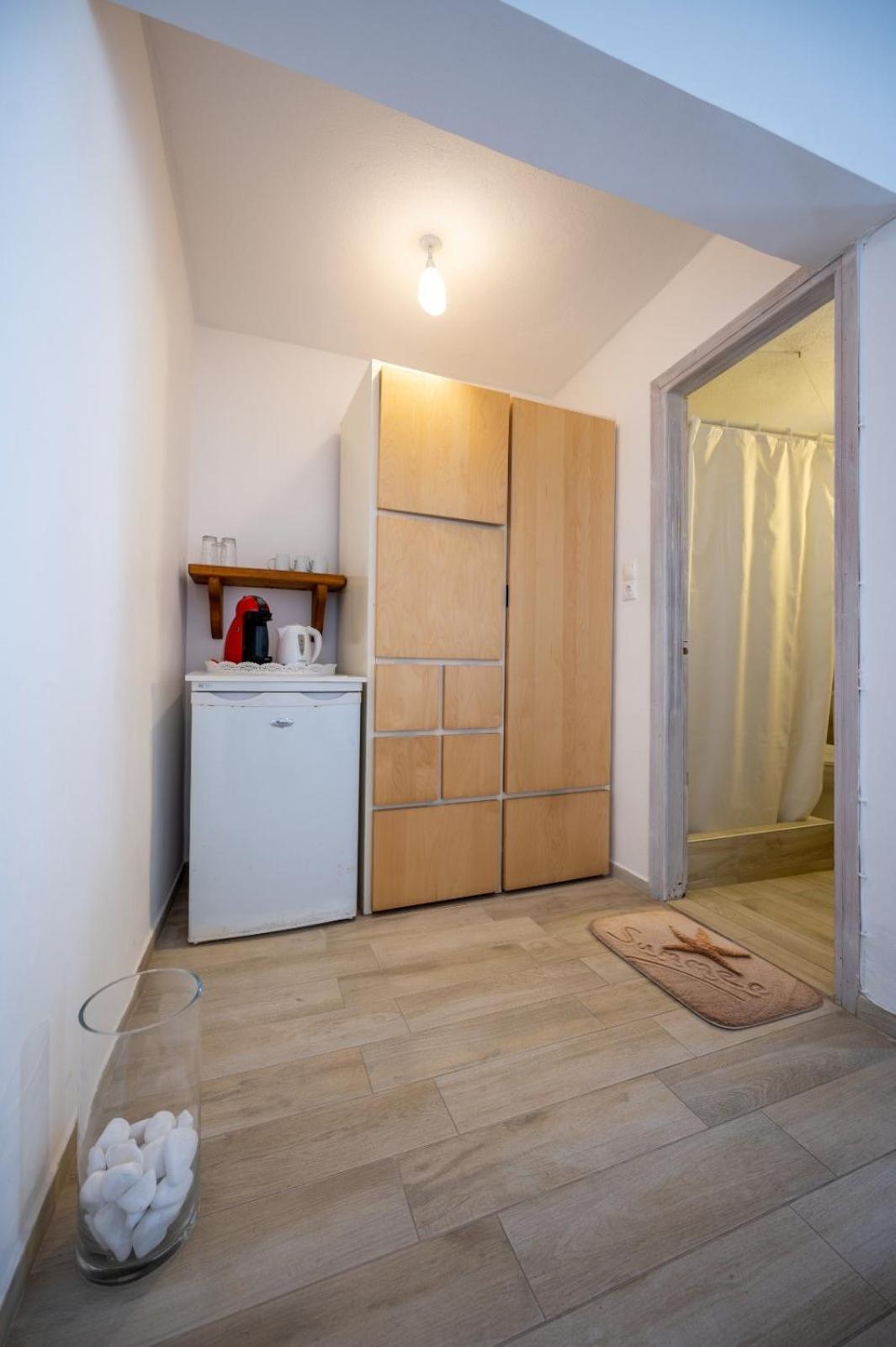 Twins-Trisa Apartments Ornos  Extérieur photo